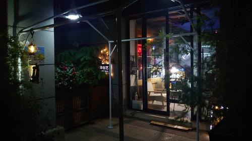 黑咖啡6元一杯